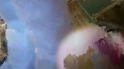 a02257661 online show from May 20, 3:29 pm
