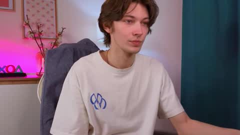 Denis online show from February 14, 1:17 pm