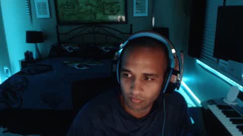 a4orce online show from February 14, 3:00 am