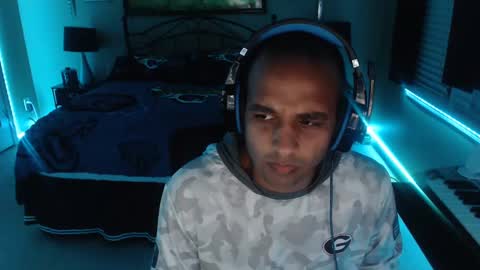 a4orce online show from March 11, 1:48 am