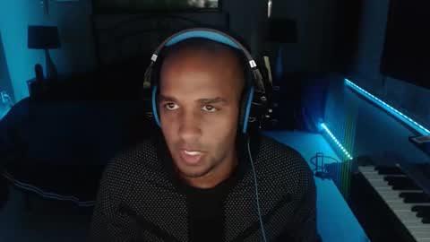 a4orce online show from December 3, 1:11 am