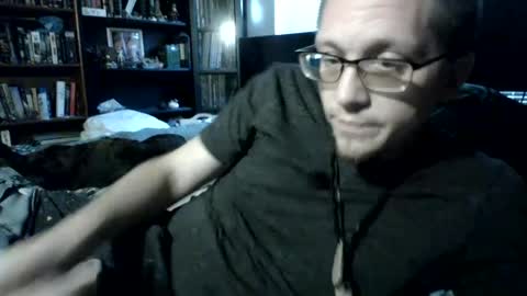 Snapshot of a_bored_dragon chatting on September 27, 10:18 pm A Bored Dragon online show from September 27, 10:18 pm