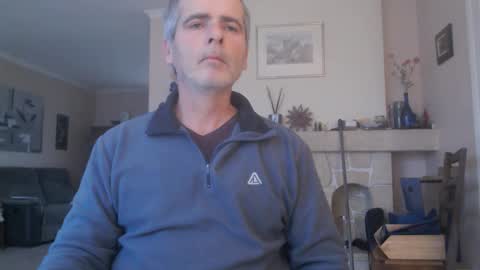 Aalex1717 online show from December 2, 8:39 am