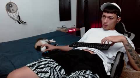 aarman online show from December 20, 12:18 am