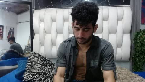 aaron_jones_1 online show from May 6, 9:04 pm
