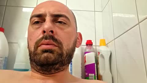 abas1986 online show from April 13, 9:32 am