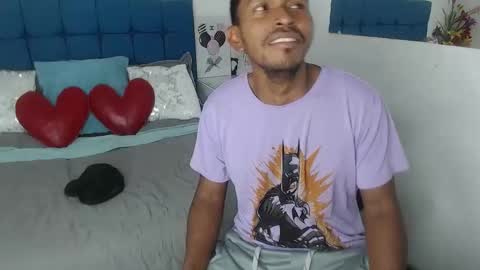 adam_morgan2 online show from November 19, 3:28 am