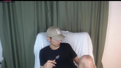 adam_sinclair online show from November 4, 4:13 am