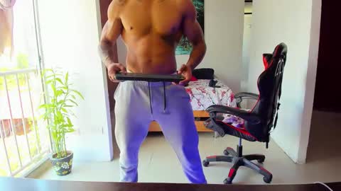 Adam Valencia online show from October 7, 4:22 pm