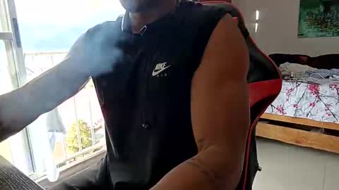 Adam Valencia online show from November 17, 8:45 pm