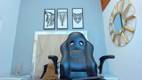 Adams Bobby online show from November 9, 11:14 am