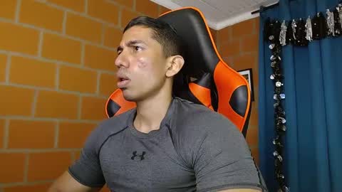 Snapshot of adan_sin1 chatting on February 10, 2:48 pm Adan Sin online show from February 10, 2:48 pm