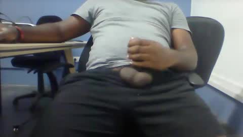Snapshot of adesh_m chatting on January 18, 8:09 pm Horny Black Cock online show from January 18, 8:09 pm