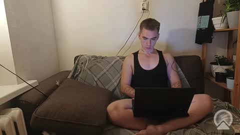 Adanys online show from December 22, 7:33 pm