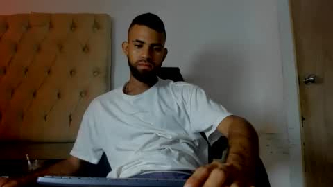 Snapshot of adri_sexboy229 chatting on September 23, 2:11 am adri_sexboy229 online show from September 23, 2:11 am