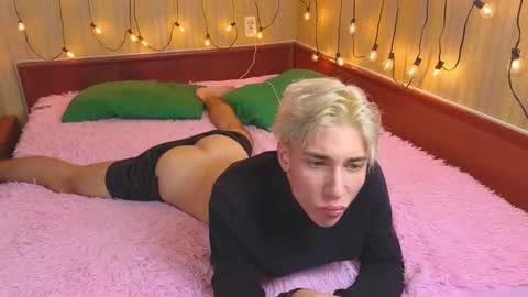 adrian_love_angel online show from November 14, 6:42 pm