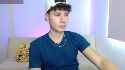 adrian morelli online show from December 13, 7:53 pm