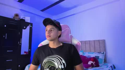 ADRIAN online show from March 24, 7:18 pm