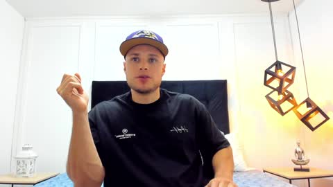 Snapshot of adrien_roche888 chatting on February 1, 11:16 pm Adrein Roche online show from February 1, 11:16 pm