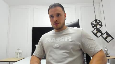 Snapshot of adrien_roche888 chatting on October 15, 10:50 pm Adrein Roche online show from October 15, 10:50 pm