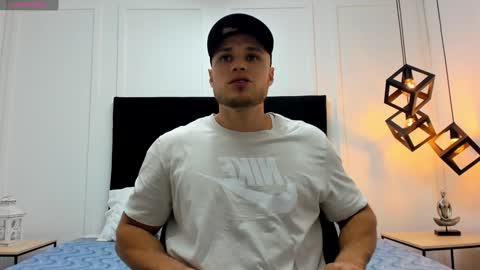 Snapshot of adrien_roche888 chatting on January 30, 11:13 pm Adrein Roche online show from January 30, 11:13 pm