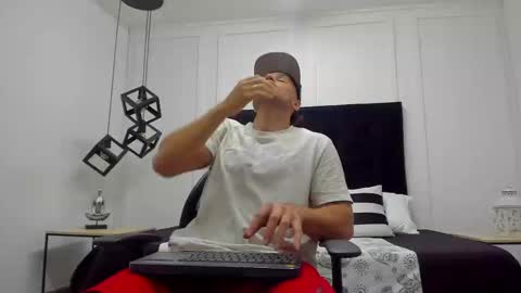Snapshot of adrien_roche888 chatting on February 17, 11:31 pm Adrein Roche online show from February 17, 11:31 pm