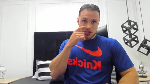 Snapshot of adrien_roche888 chatting on September 16, 12:55 am Adrein Roche online show from September 16, 12:55 am