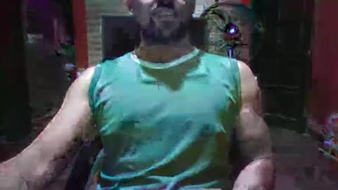 Snapshot of aerialjoa chatting on October 2, 4:49 am aerialjoa online show from October 2, 4:49 am