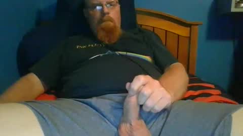 Snapshot of ahrnycumtoy chatting on September 23, 8:02 am hrnycummer online show from September 23, 8:02 am