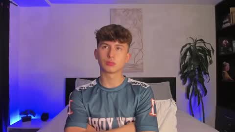 A H  online show from February 2, 11:53 pm