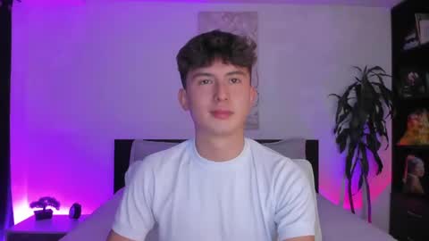 A H  online show from February 6, 1:38 am