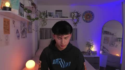 A H  online show from September 20, 2:55 am