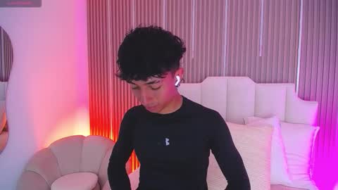 Aiden online show from March 26, 1:15 pm