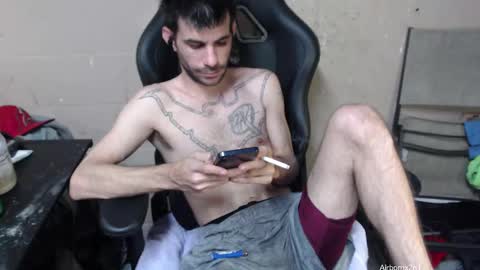 Leo  Airborn  Sir  Daddy online show from February 11, 7:27 pm