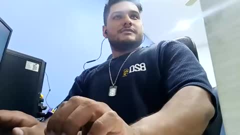 Esteban online show from December 27, 9:06 am