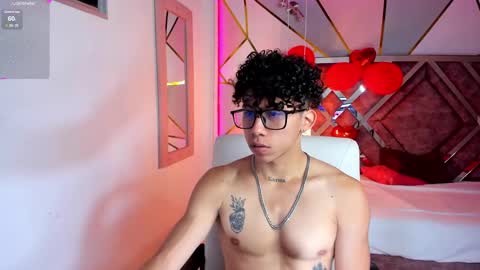 akazaboy online show from February 14, 4:15 am