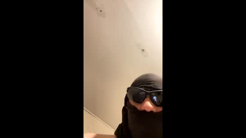 akifeglo online show from December 3, 6:19 am