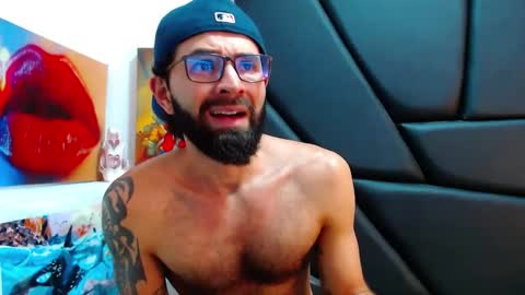 akiles online show from April 24, 12:24 am