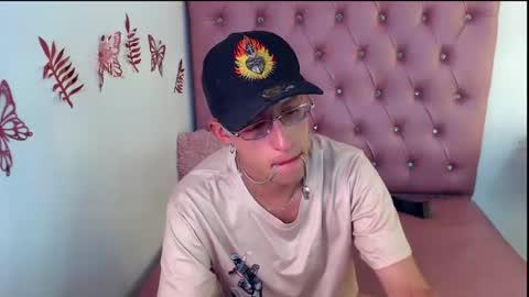 alan_mora online show from November 8, 3:26 pm