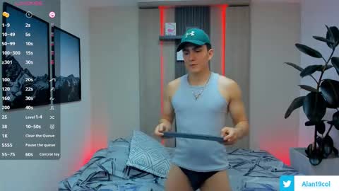 Alan  Kevin can we reach 100 thumbs up please guys  online show from September 27, 7:12 pm