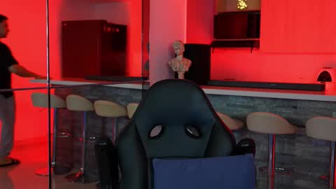 Alan Vidal online show from February 18, 8:23 am