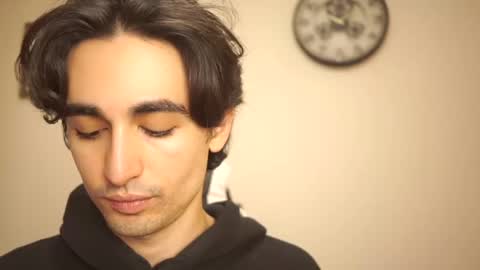 idenavarre online show from February 17, 8:58 pm