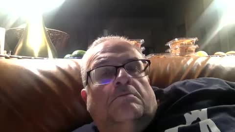 alankrieski1174 online show from November 21, 6:23 am