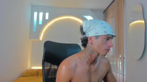 alan online show from December 13, 12:50 pm