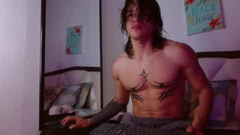 Snapshot of albertbernal69 chatting on September 11, 3:38 am Albert online show from September 11, 3:38 am