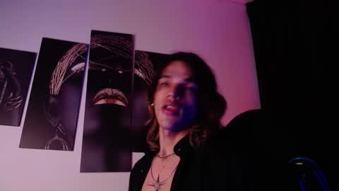 Albert online show from November 12, 2:39 am