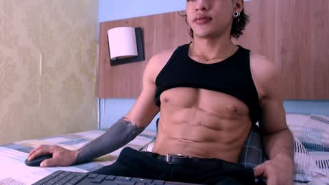 Snapshot of albertbernal69 chatting on February 1, 2:16 am Albert online show from February 1, 2:16 am