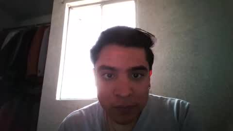 albertoarenas16 online show from April 6, 7:14 pm