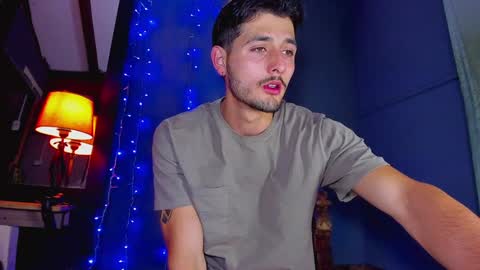 alejo_323__ online show from January 19, 4:54 am