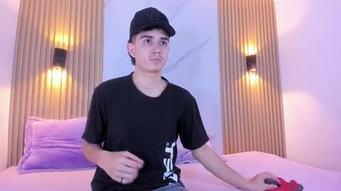 alejo online show from November 5, 3:08 am